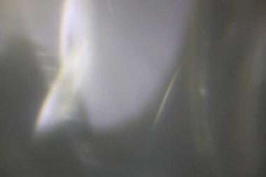 Smoke Soft odak kontrastı bulanık doku duvarı prizma kırılması ile. Işık ve gölge soyut siyah, beyaz, gri yansıma ışınları arka plan.