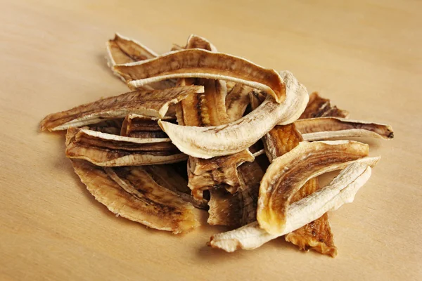 Heap of dried banana (raw food sweet banana chips) — Stock Photo, Image