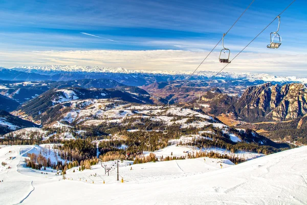 Skilift Piste Het Dolomieten Gebergte Skigebied Carezza Karersee Italië Zuid — Stockfoto