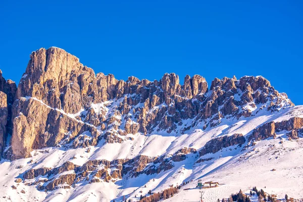 Declive Esqui Nas Montanhas Dolomites Carezza Karersee Área Resort Esqui — Fotografia de Stock