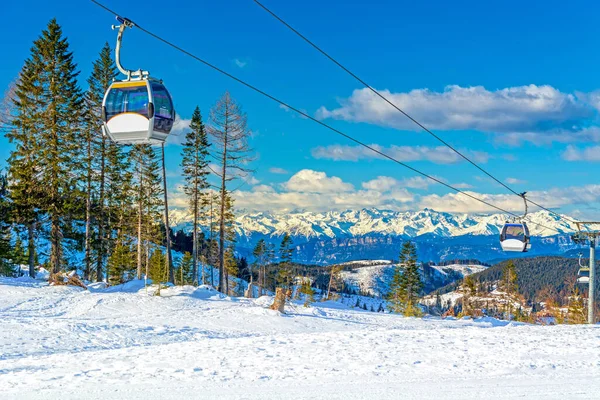 Skidlift Och Skidbacke Dolomiterna Carezza Karersee Skidområde Italien Sydtyrolen — Stockfoto