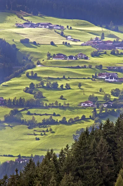 Górskiej scenerii w Alpach — Zdjęcie stockowe