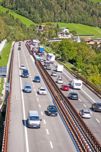 Highway traffic in Italy — Stock Photo, Image