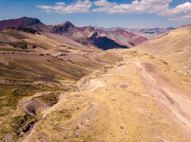 Andes, Güney Amerika 'daki yüksek dağ manzarası