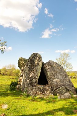 Anta Alentejo Dolmen, Portaleggre bölge içinde taş çağından