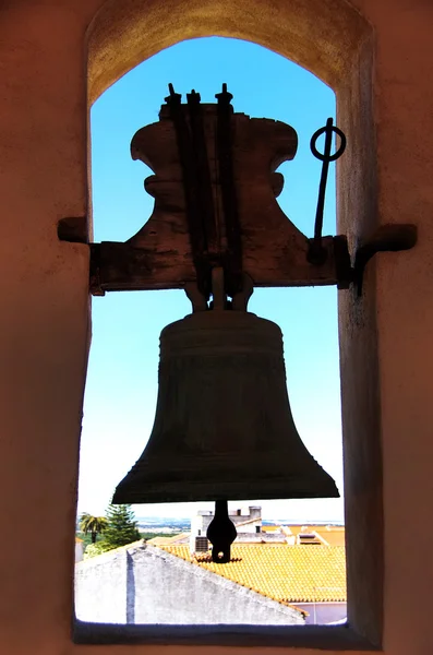 Sino de igreja em Alentejo, Portugal — Fotografia de Stock