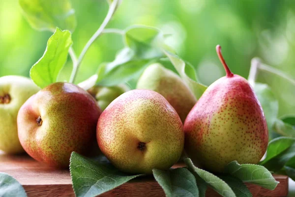 Fresh Ripe Pears Rustic Wooden Table — Stock Photo, Image