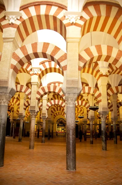 スペイン、コルドバの大モスクの内部 — ストック写真