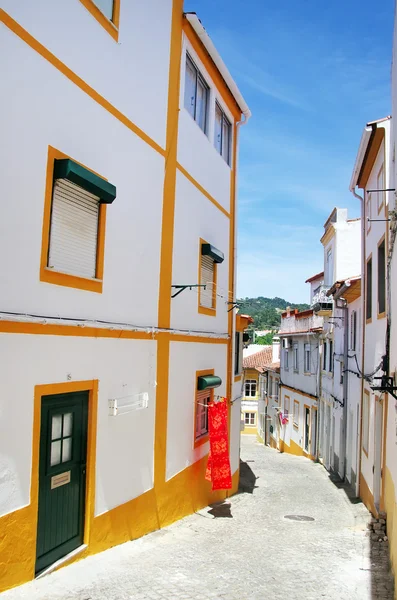 Gamla urban street i Portalegre stad. — Stockfoto