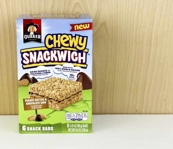 クエーカー教徒歯ごたえ Snackwich バーのボックス — ストック写真