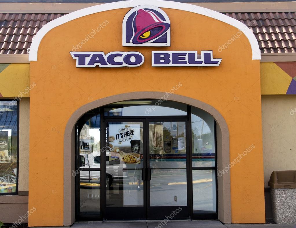 SPENCER , WISCONSIN Sept.12 , 2014:  Taco Bell sign on the front of a store. Taco Bell is an American fast food chain of stores.