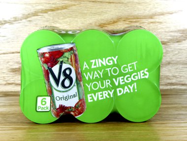v8 suyu altı paketi kutular