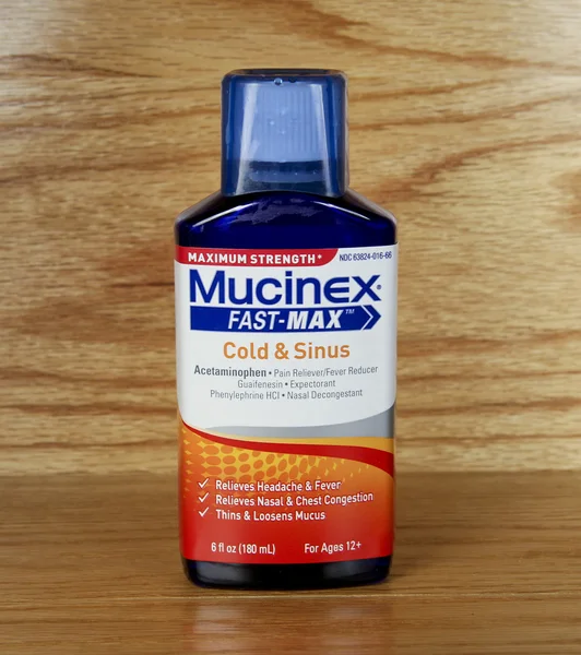 Garrafa de Mucinex Cold e Sinus — Fotografia de Stock