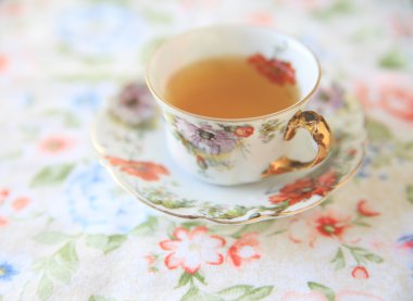 Çay çiçek baskı kumaş üzerine