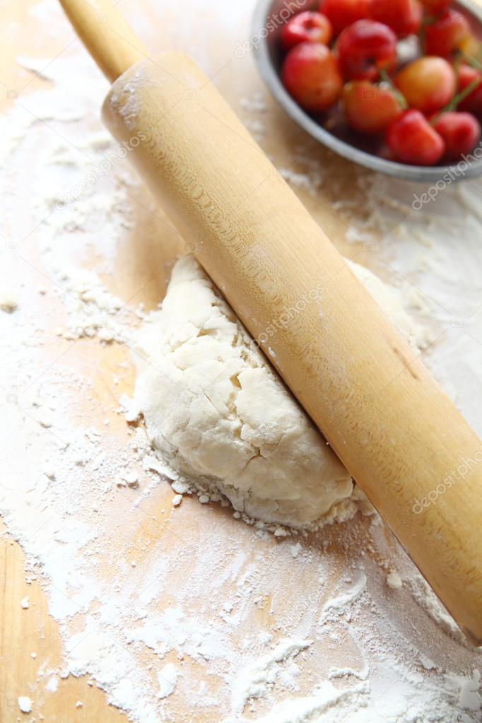 Making a fruit pie