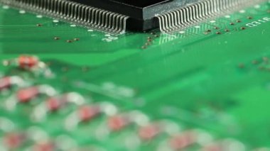 Microcircuit çip ile elektronik bileşenler