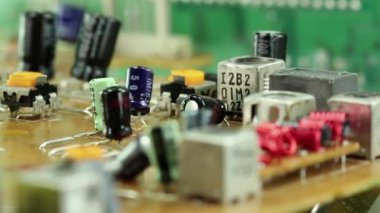 Microcircuit çip ile elektronik bileşenler