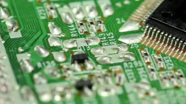 Microcircuit çip ile elektronik bileşenler