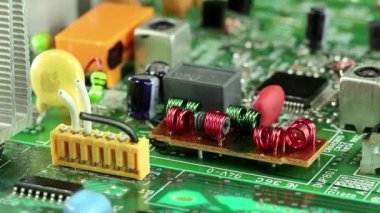 Microcircuit çip ile elektronik bileşenler