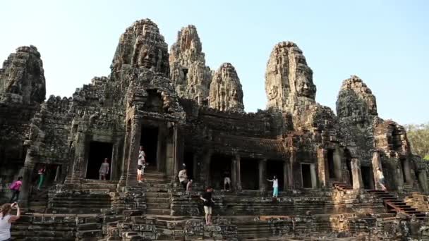 Angkor thom tempel komplex — Stockvideo