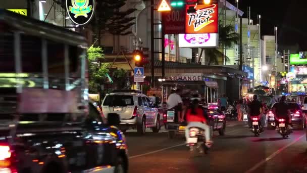 Tráfico por carretera en Beach Road — Vídeo de stock