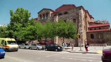 Trafik Hagios Demetrios Kilisesi yakınındaki