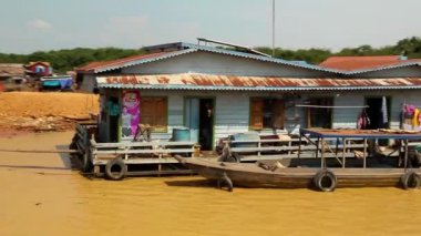 Vietnamlı mültecileri kayan Köyü