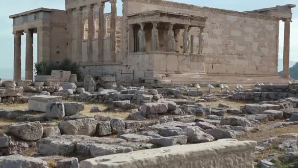 Antieke tempel in Atheense Akropolis — Stockvideo