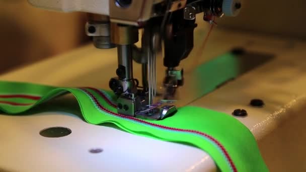 Швейная машина — стоковое видео
