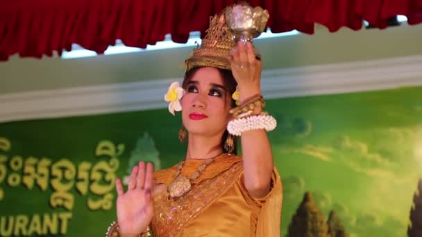 Teatro cambojano no restaurante local — Vídeo de Stock