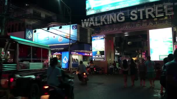 Красные фонари в Паттайе — стоковое видео