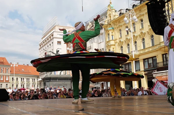 Leden van Al Tannoura Folklore Troupe, Cairo, Egypte — Stockfoto