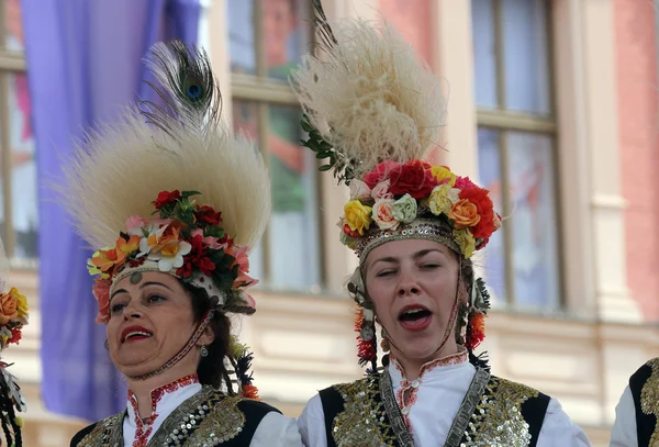 Membros do grupo folclórico Escola de ball de bot Calabruix de Maiorca, Espanha — Fotografia de Stock