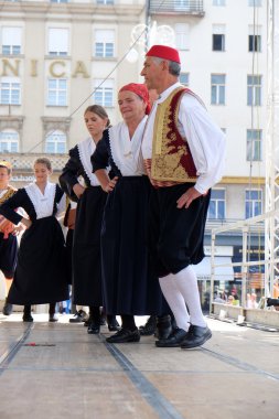 Osojnik, Hırvatistan Zagreb 50 Uluslararası Folklor Festivali sırasında halk grubu üyeleri