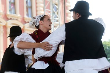 Grup üyeleri halk seljacka sloga donja dubrava, Hırvatistan Zagreb 48 Uluslararası Folklor Festivali sırasında gelen