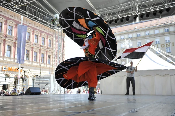 Leden van folk groepen Egyptische nationale folklore troupe uit Egypte tijdens de 48ste internationale folklore festival in zagreb — Stockfoto