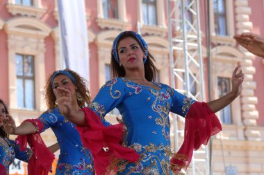 Zagreb 48 Uluslararası Folklor Festivali sırasında Mısır'dan halk grupları Mısır Millî folklor topluluğu üyeleri