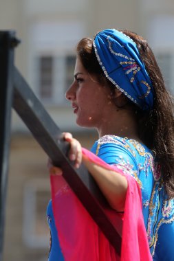 Zagreb 48 Uluslararası Folklor Festivali sırasında Mısır'dan halk grupları Mısır Millî folklor topluluğu üyeleri