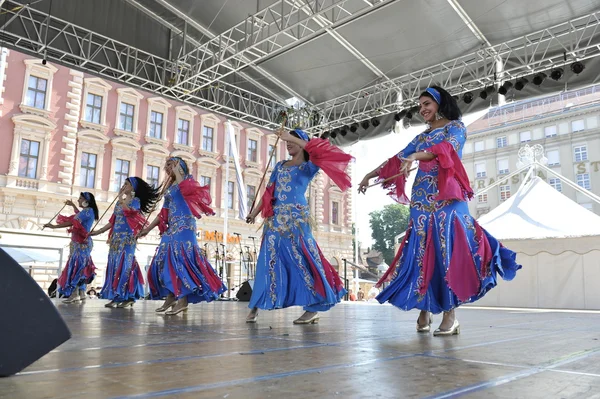 Leden van folk groepen Egyptische nationale folklore troupe uit Egypte tijdens de 48ste internationale folklore festival in zagreb — Stockfoto