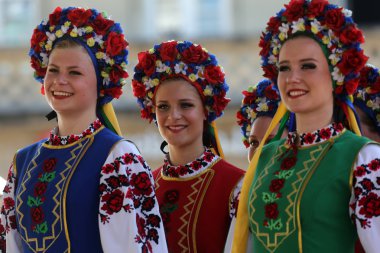 Grup üyeleri halk edmonton (alberta), Kanada Ukrayna dansçılar viter 48 Uluslararası Folklor Festivali, zagreb