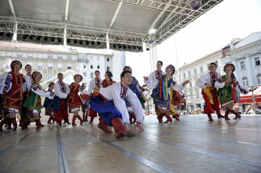 Grup üyeleri halk edmonton (alberta), Kanada Ukrayna dansçılar viter 48 Uluslararası Folklor Festivali, zagreb