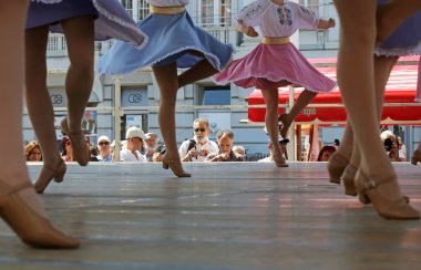Grup üyeleri halk edmonton (alberta), Kanada Ukrayna dansçılar viter 48 Uluslararası Folklor Festivali, zagreb