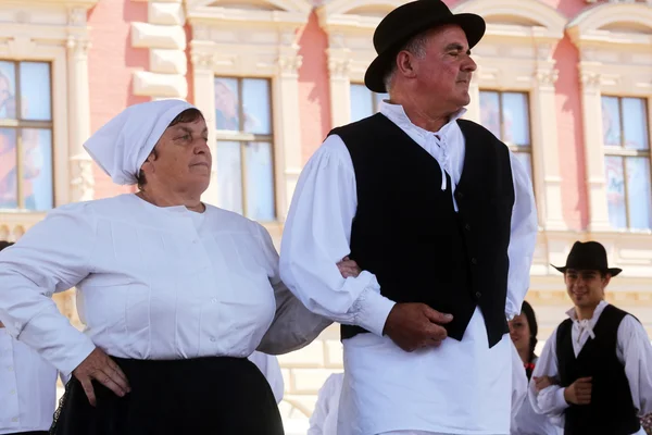 Members of folk groups St. Jerome from Strigova, Croatia during the 48th International Folklore Festival in center Zagreb — Stock Photo, Image