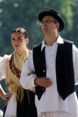 Grup üyeleri halk selacka sloga nedelisce, Hırvatistan Zagreb 48 Uluslararası Folklor Festivali sırasında gelen