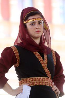 Grup üyeleri halk Arnavut Kültür Derneği Levent hasani cegrane, Zagreb 48 Uluslararası Folklor Festivali sırasında Makedonya üzerinden