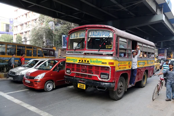 Калькуттский автобус — стоковое фото