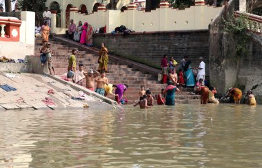 hindu insanlar ghat banyo kolkata dakshineswar kali Tapınağı yakınındaki
