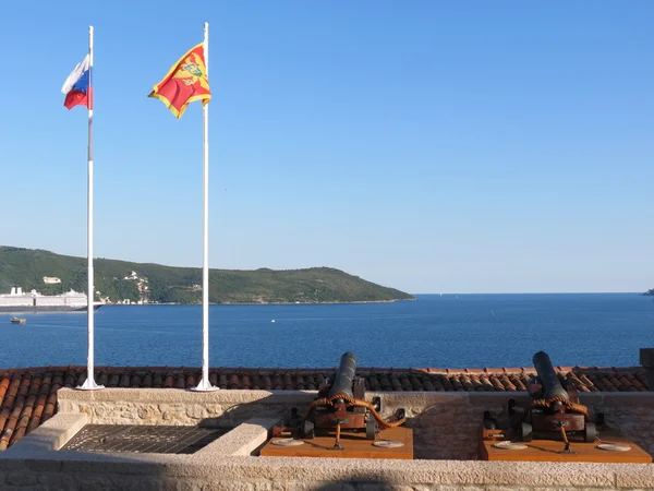 Kanoner på fästning i herceg novi, montenegro — Stockfoto