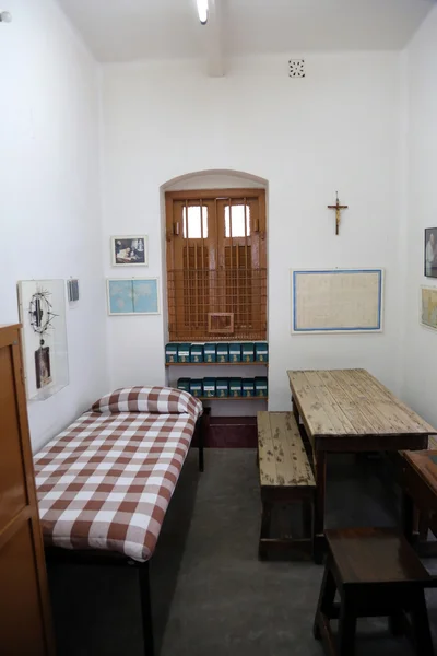 La antigua habitación de la Madre Teresa en la Casa Madre en Calcuta —  Fotos de Stock