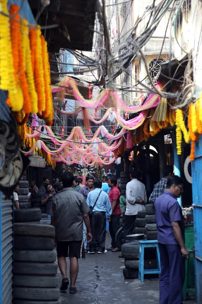 Auto części sklep na bazar Malik w Kolkata, India — Zdjęcie stockowe